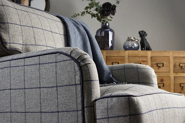 Whittle Tweed 1 RS2